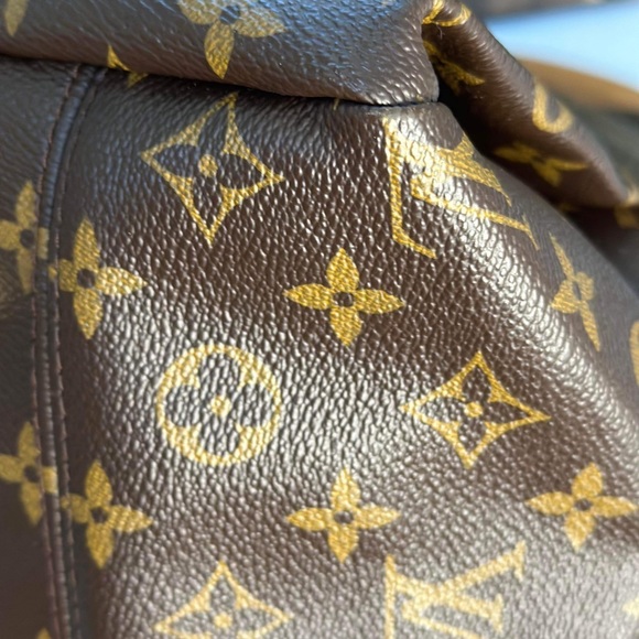 Louis Vuitton Artsy Bag. Great condition. Authentic - Picture 9 of 9